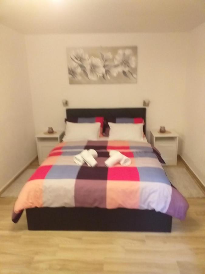 Apartments Ivica สปลิท ภายนอก รูปภาพ