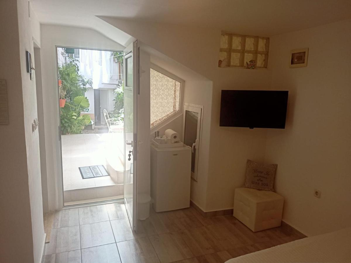 Apartments Ivica สปลิท ภายนอก รูปภาพ