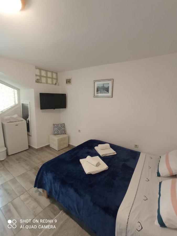 Apartments Ivica สปลิท ภายนอก รูปภาพ