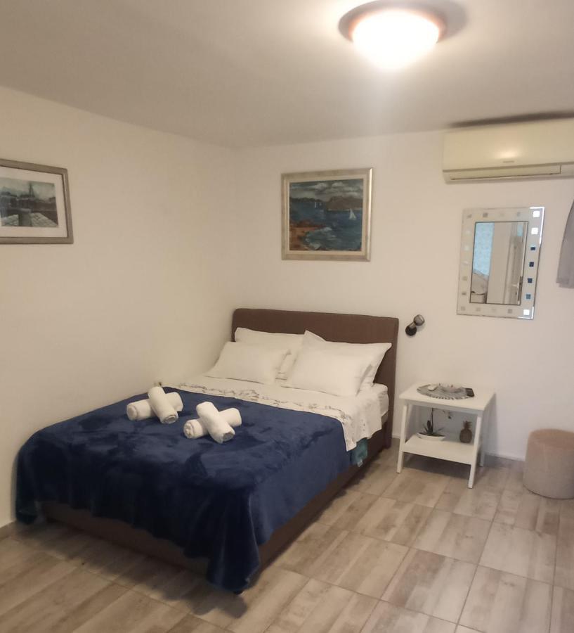 Apartments Ivica สปลิท ภายนอก รูปภาพ